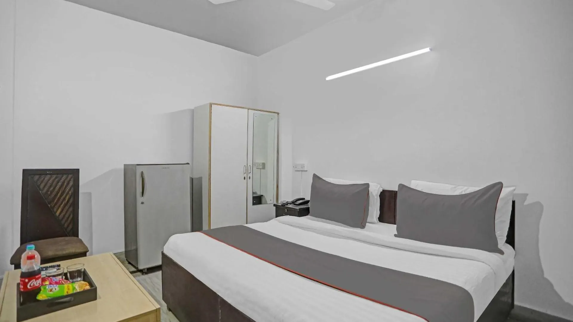 Hotel O The Premium Villa New Delhi