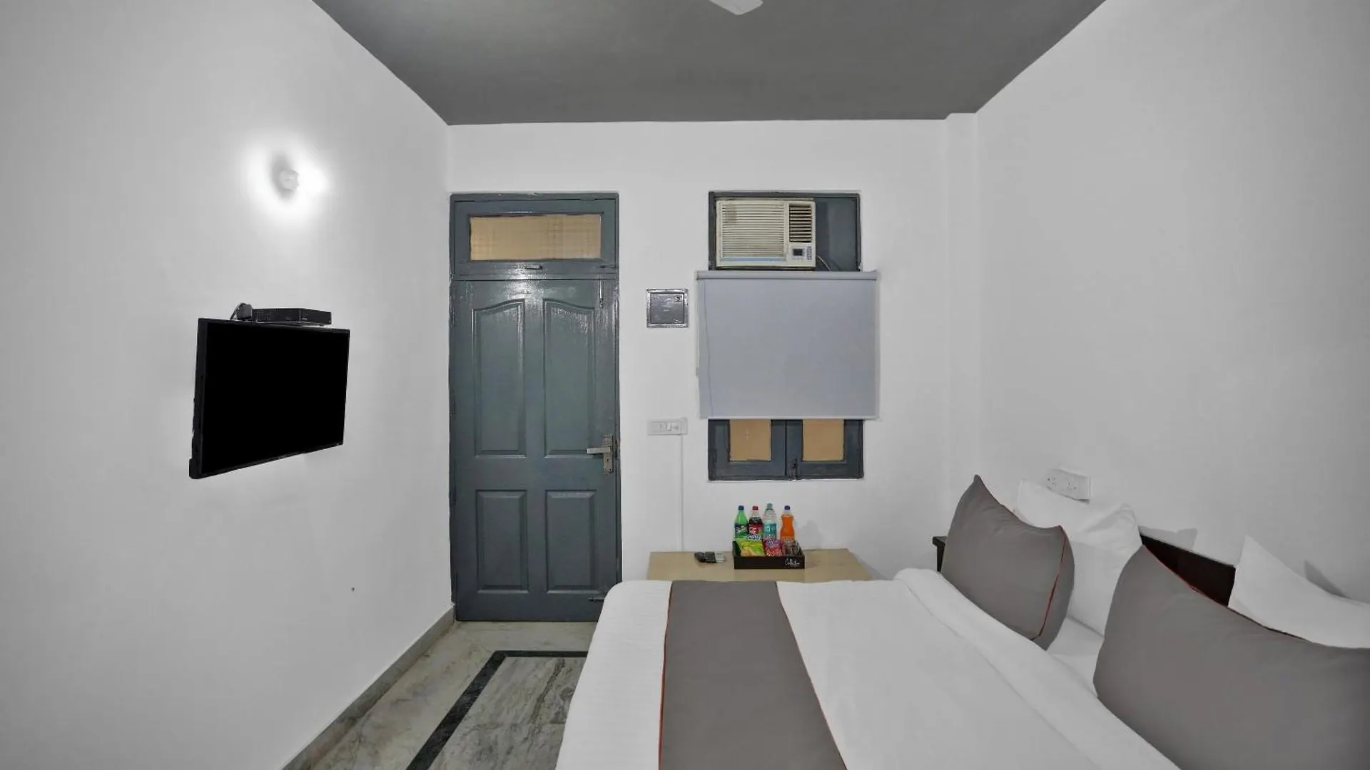 Hotel O The Premium Villa New Delhi